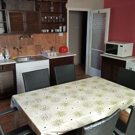Horvath Apartmanhaz Kaposvár エクステリア 写真
